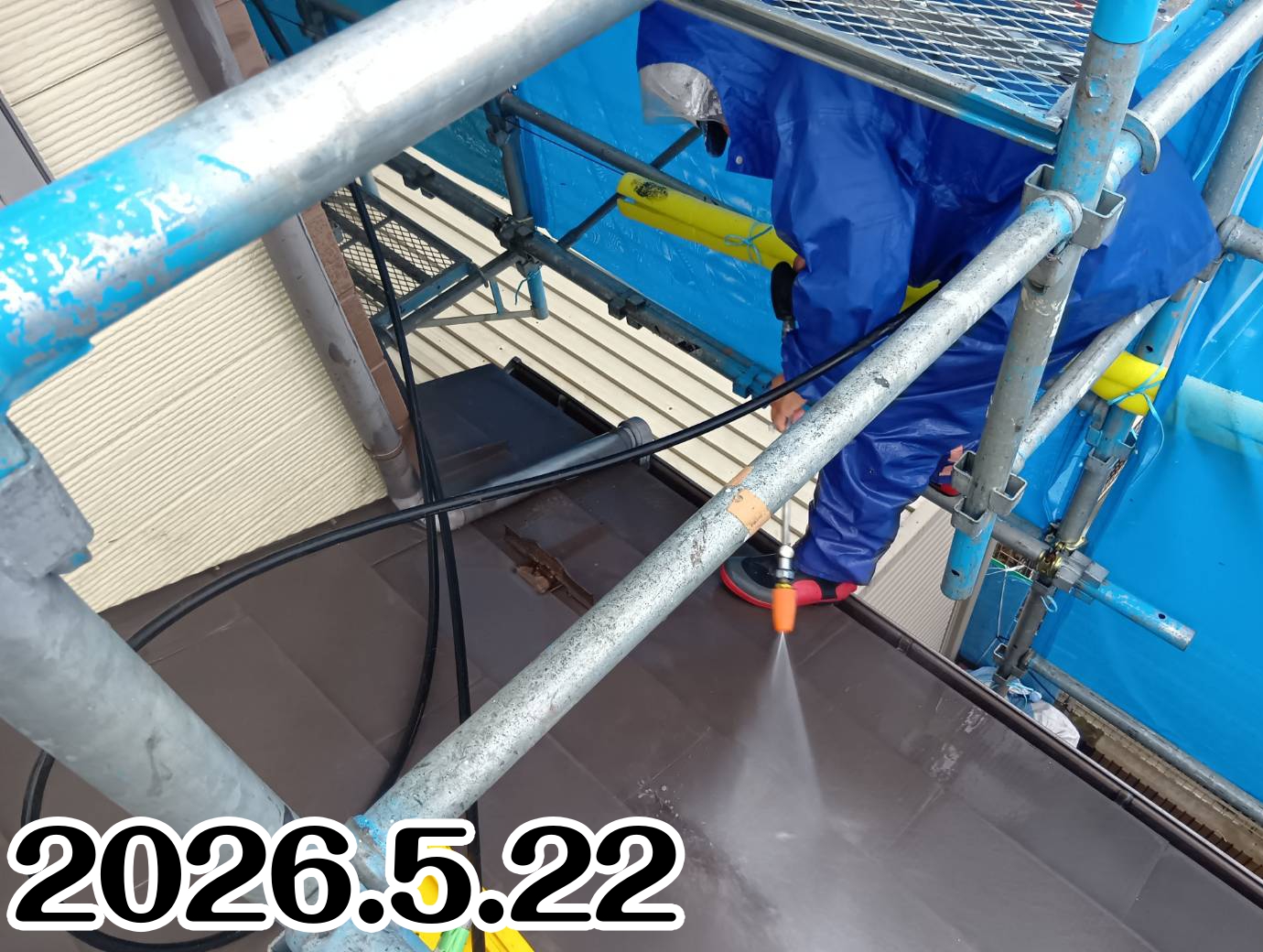 5/22　屋根洗浄🫧